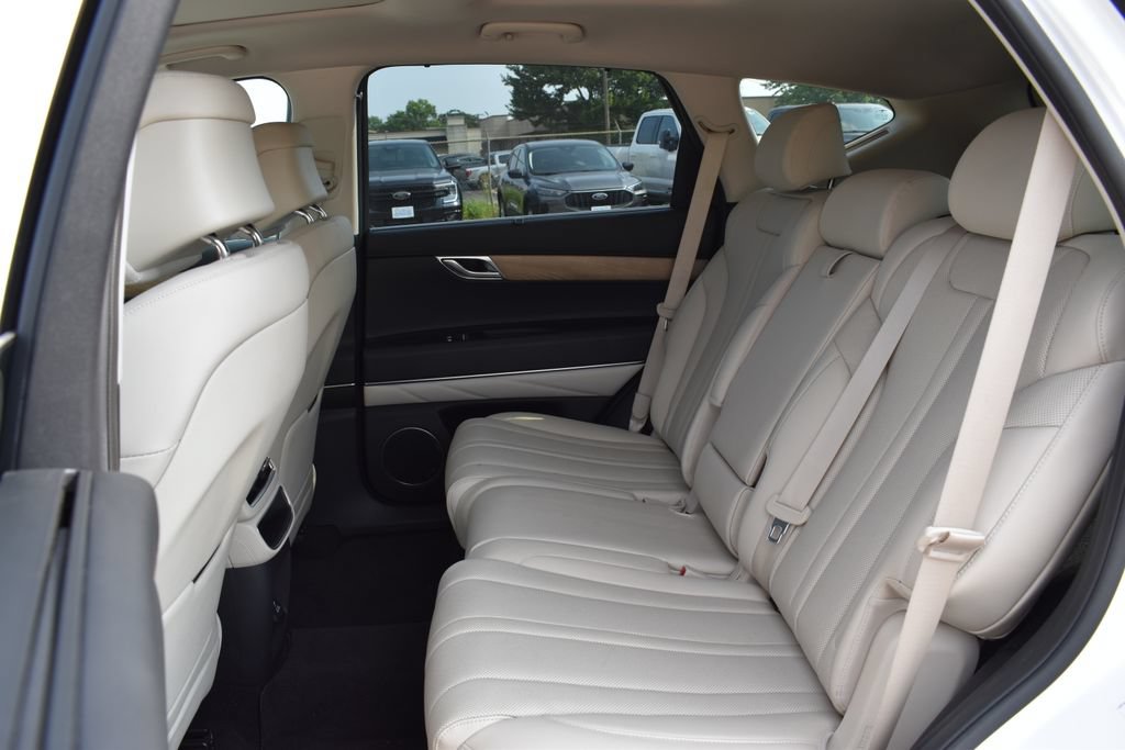 Used 2024 Genesis GV80 3.5T AWD/4WD image 8