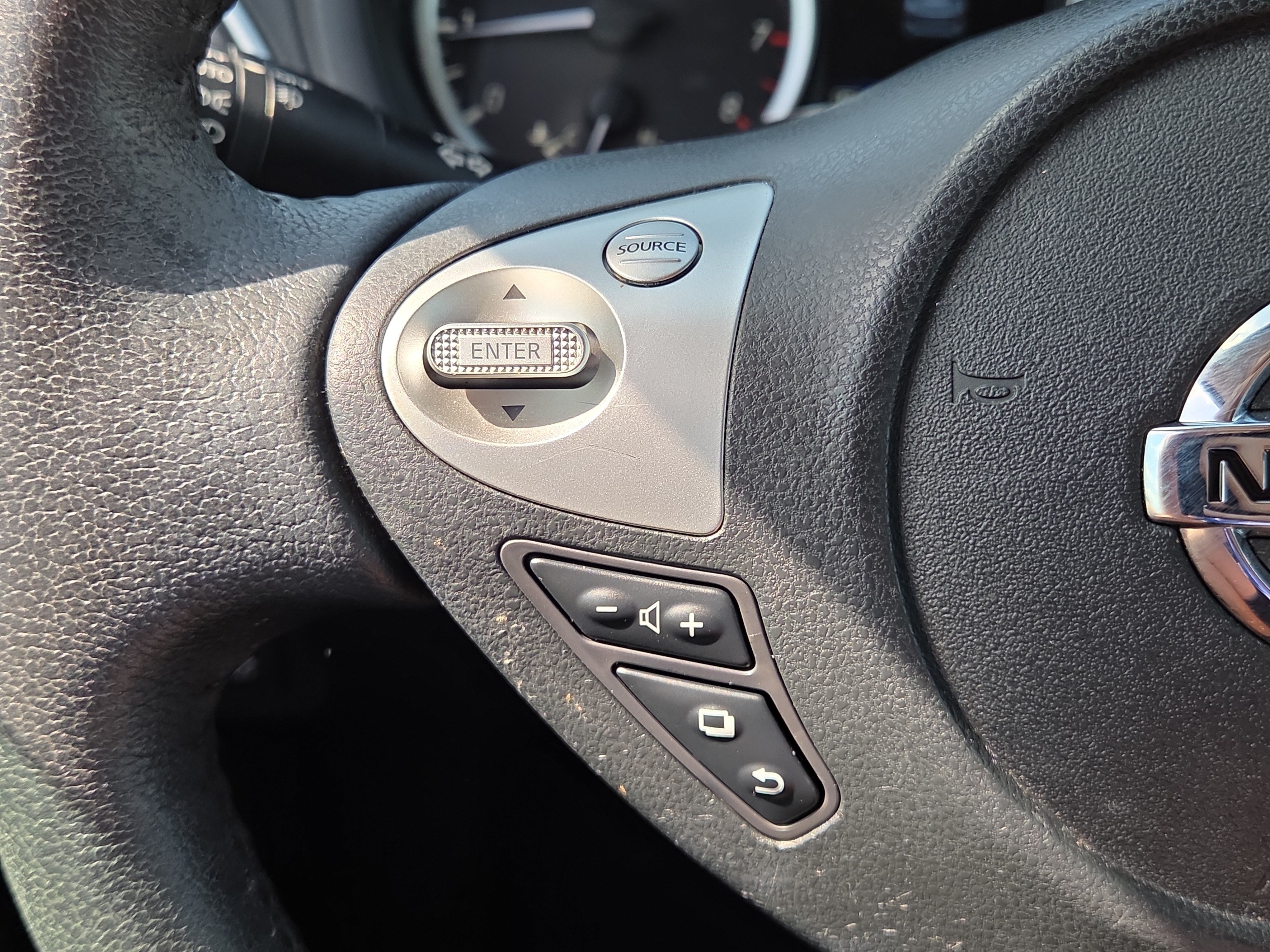 Used 2019 Nissan Sentra SL FWD image 19