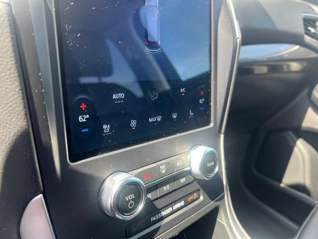 Certified 2024 Ford Edge SEL w/ Convenience Package AWD/4WD image 14