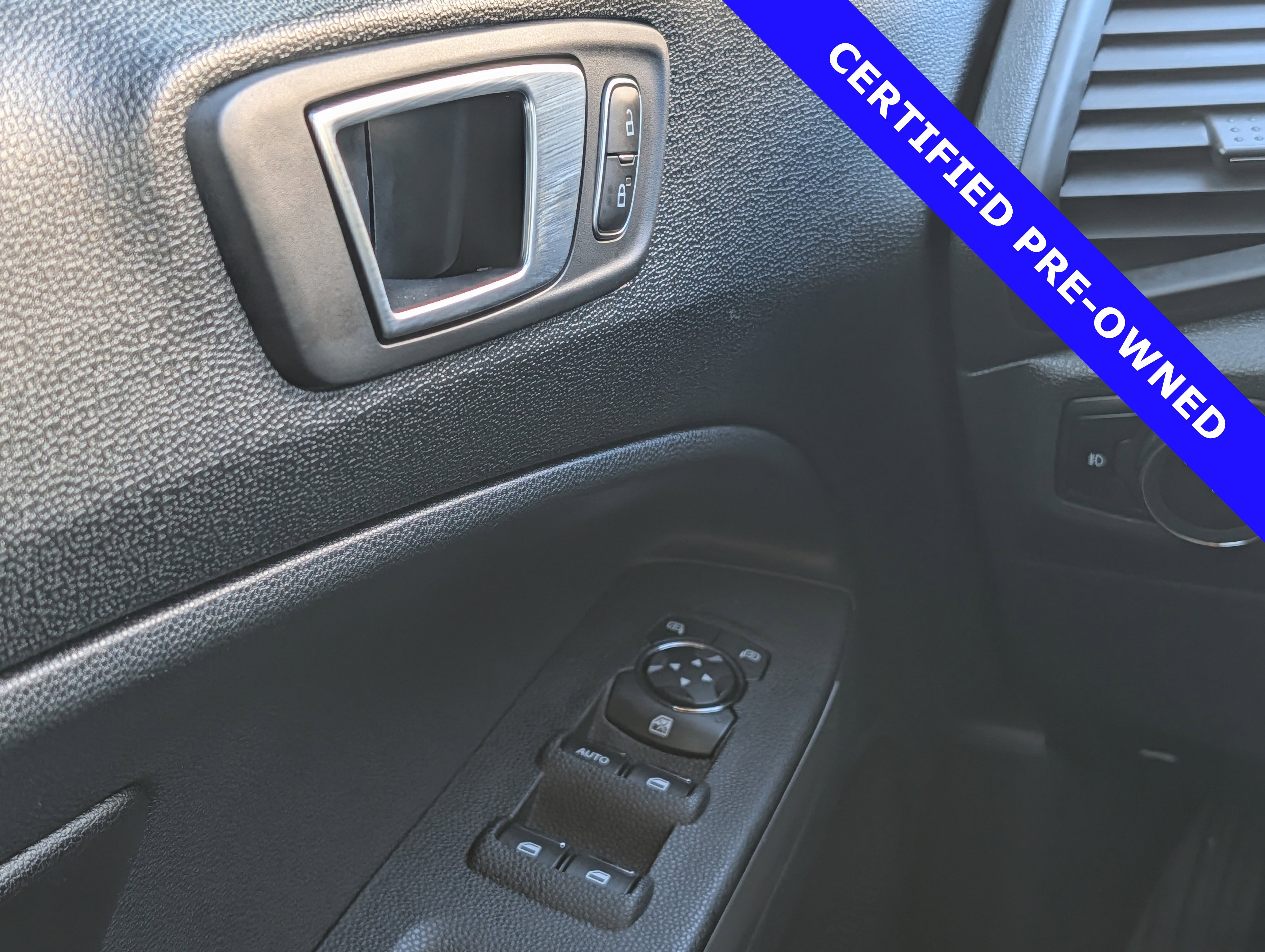 Certified 2019 Ford EcoSport Titanium image 22