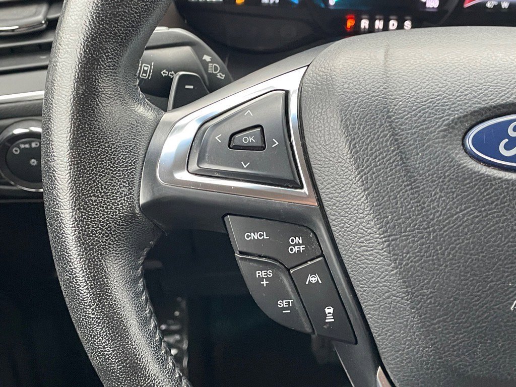 Certified 2019 Ford Edge Titanium w/ Equipment Group 301A image 16