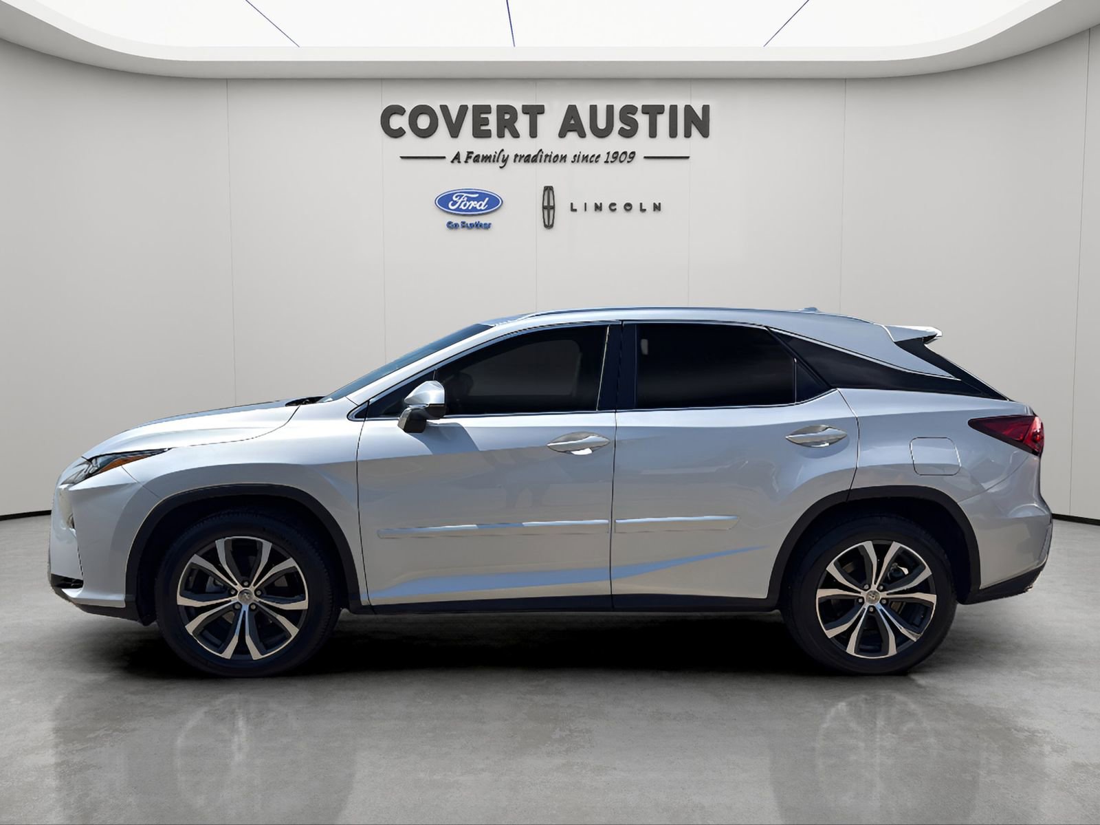 Used 2017 Lexus RX 350 AWD image 2