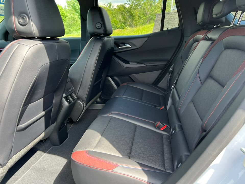 Used 2026 Chevrolet Equinox RS w/ Convenience Package III AWD/4WD image 4