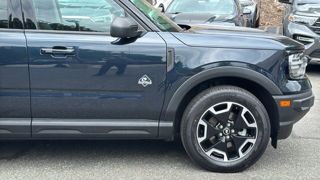 Certified 2023 Ford Bronco Sport Outer Banks w/ Tech Package AWD/4WD image 5