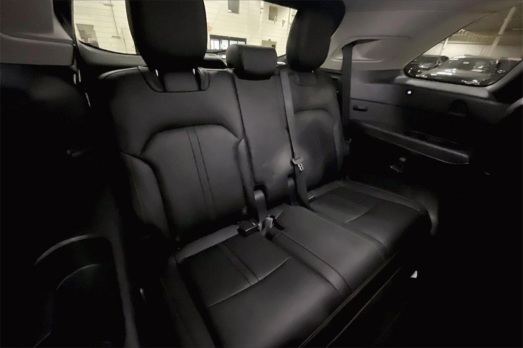 Used 2024 MAZDA CX-90 3.3 Turbo w/ Preferred Plus image 27