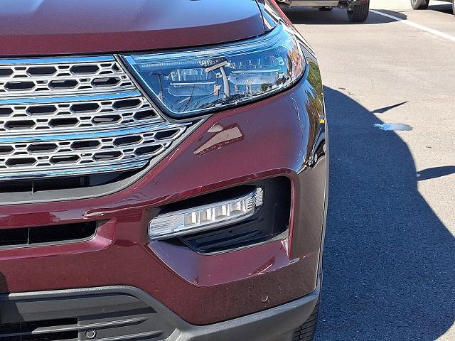 Certified 2023 Ford Explorer Limited w/ Limited Technology Package AWD/4WD image 9