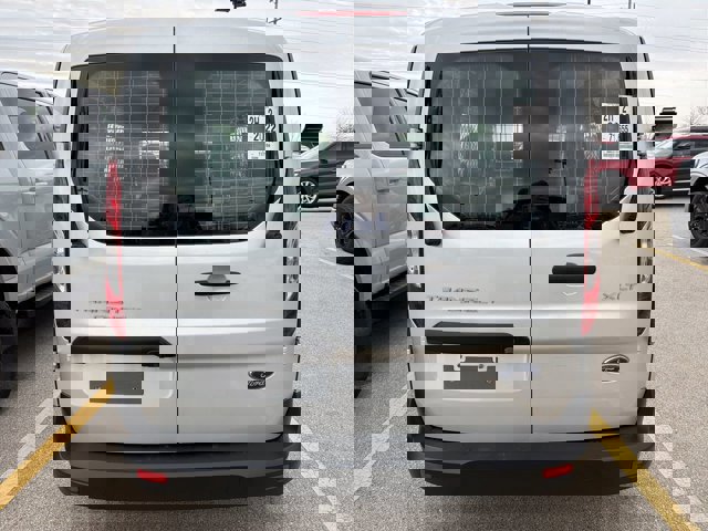 Certified 2022 Ford Transit Connect XLT image 6