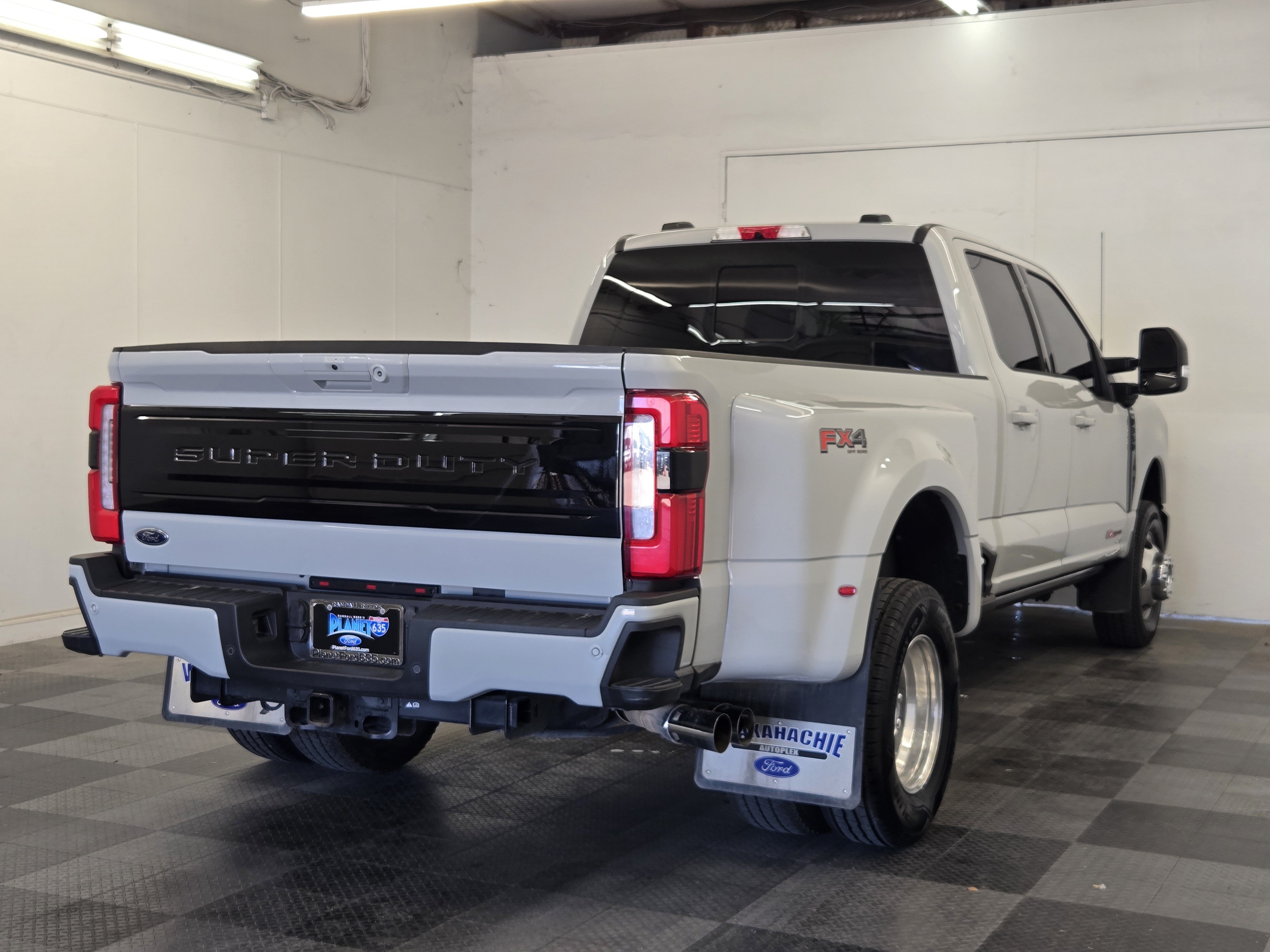 Certified 2026 Ford F350 Platinum AWD/4WD image 7