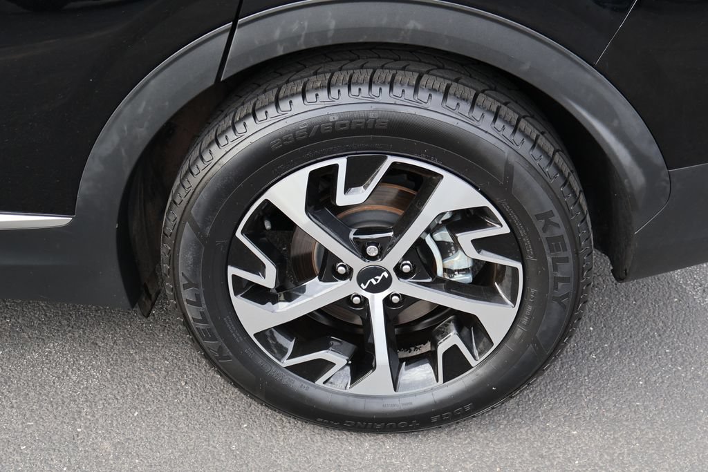 Used 2023 Kia Sportage EX FWD image 19