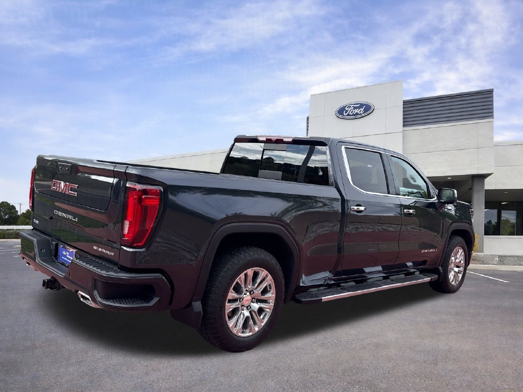 Used 2023 GMC Sierra 1500 Denali AWD/4WD image 8