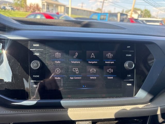 Used 2024 Volkswagen Taos SE AWD/4WD image 23