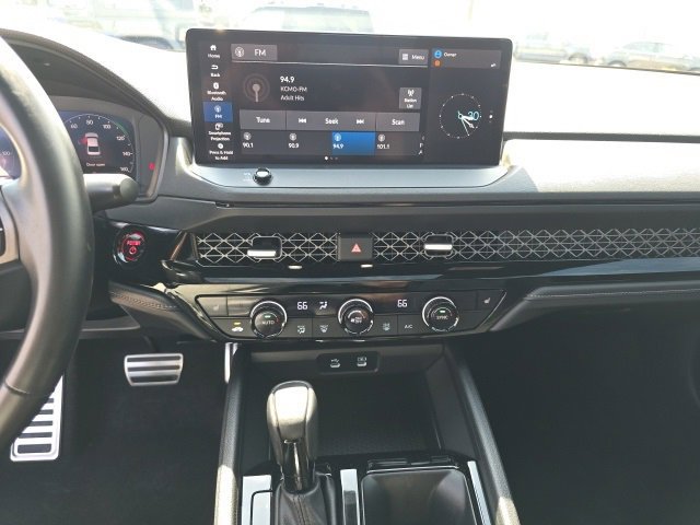 Used 2023 Honda Accord Sport image 19