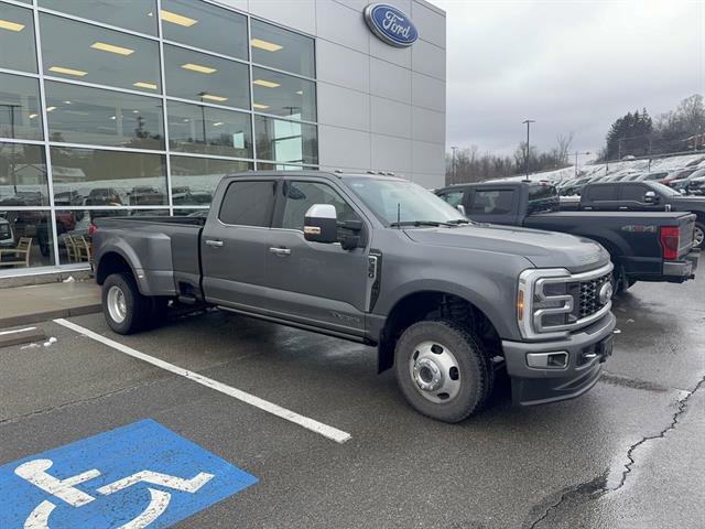 Certified 2024 Ford F350 Platinum image 4