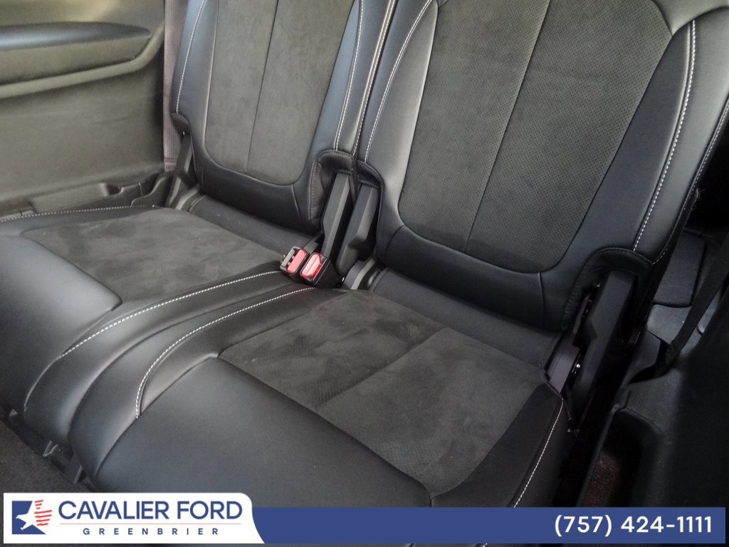 Used 2022 Jeep Grand Cherokee L Laredo image 13