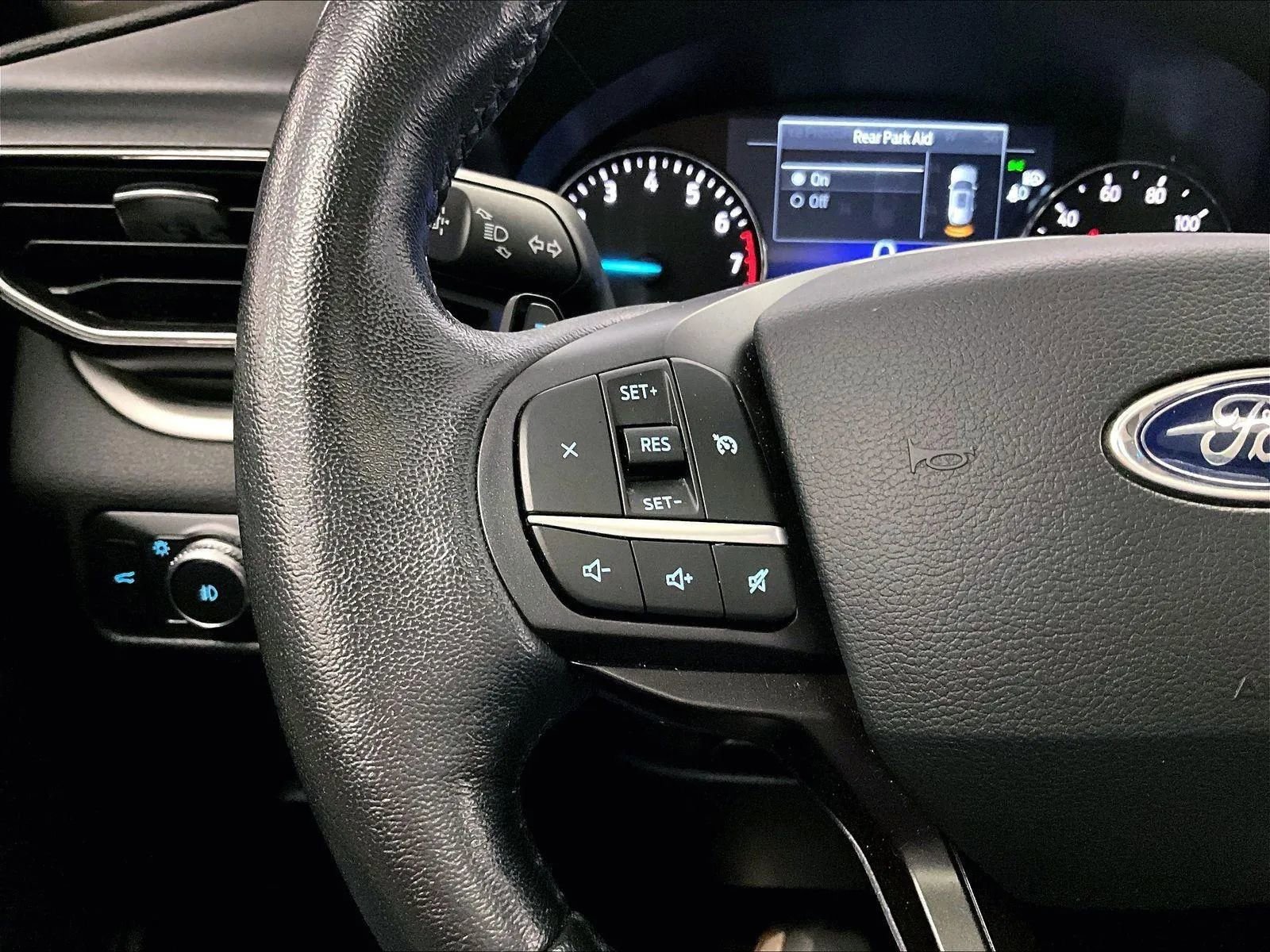 Certified 2020 Ford Explorer XLT w/ Equipment Group 202A image 17