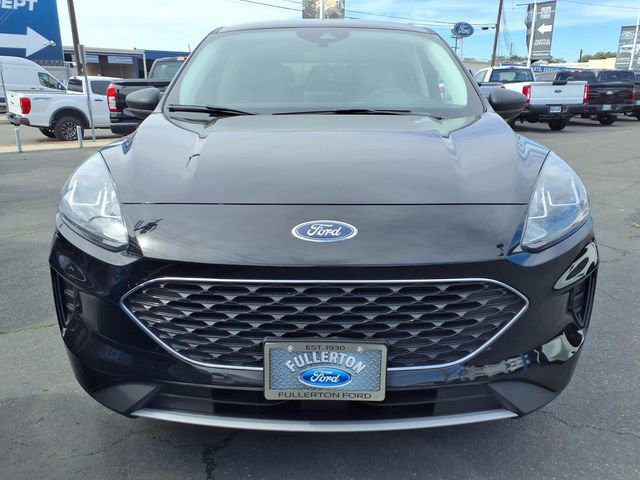 Certified 2022 Ford Escape SE image 2
