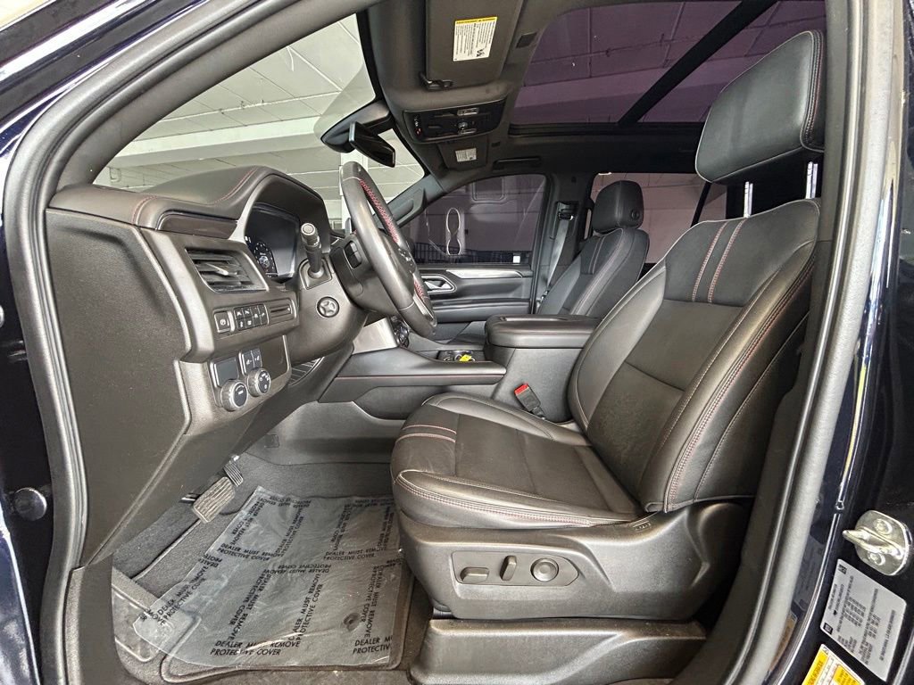Used 2022 Chevrolet Tahoe RST w/ Sport Performance Package RWD image 10