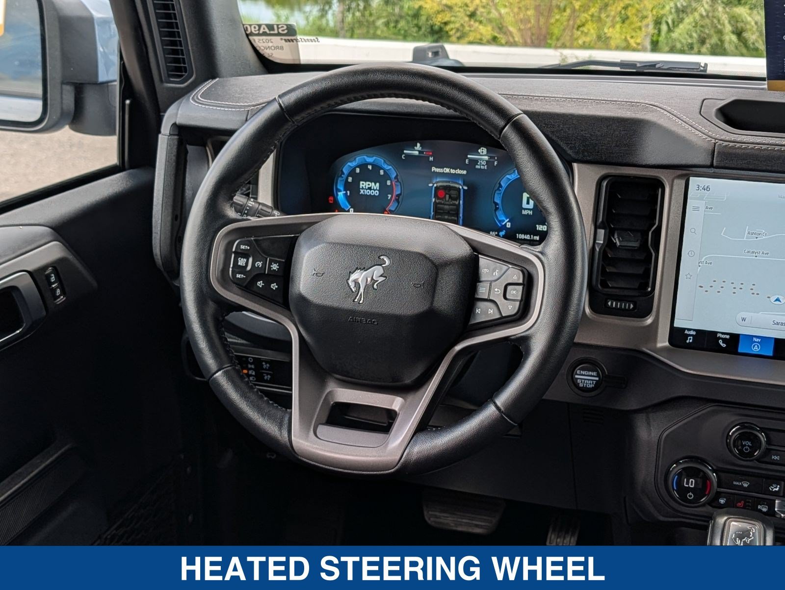 Certified 2025 Ford Bronco Outer Banks AWD/4WD image 17