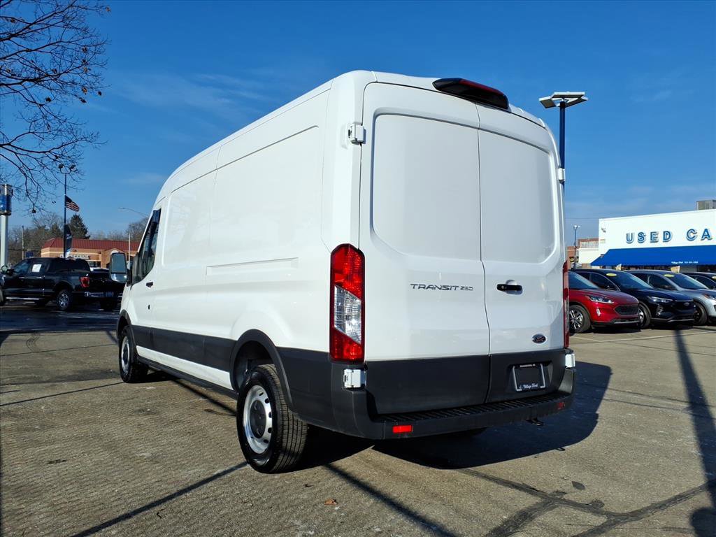 Certified 2023 Ford Transit 250 Medium Roof image 9