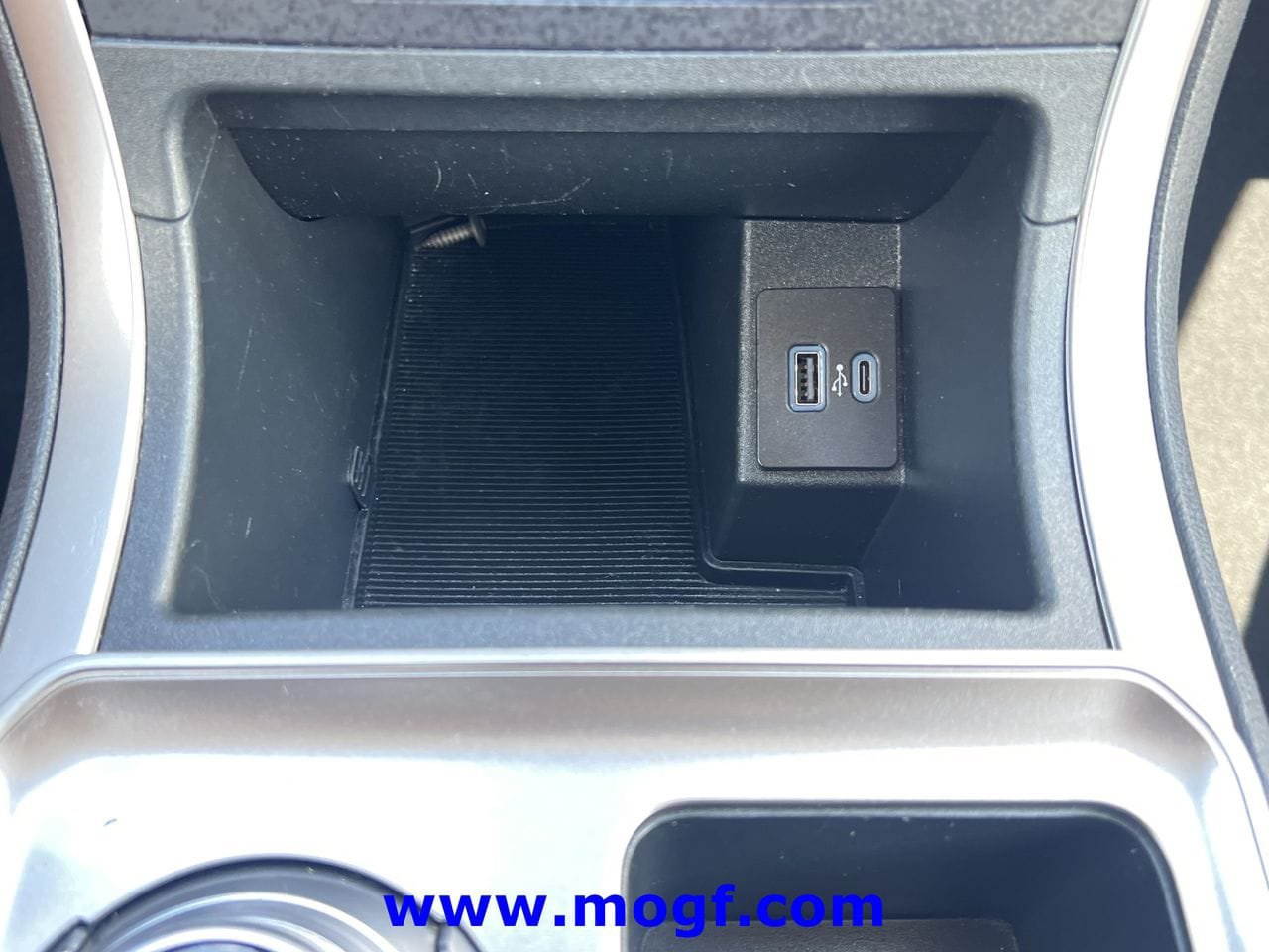 Certified 2024 Ford Edge SEL AWD/4WD image 10