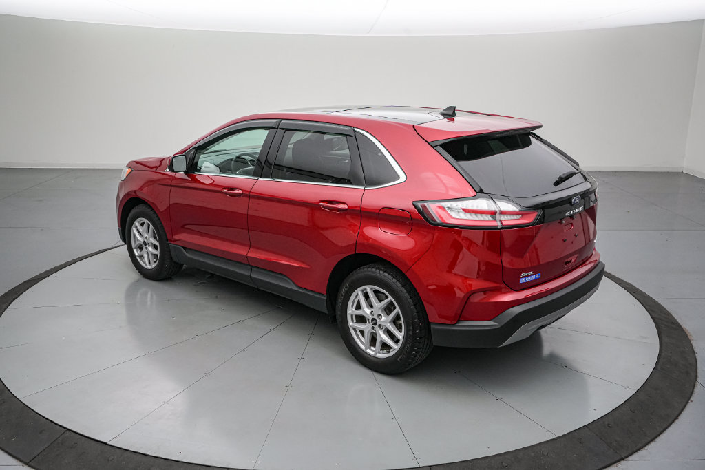 Certified 2024 Ford Edge SEL w/ Convenience Package AWD/4WD image 6