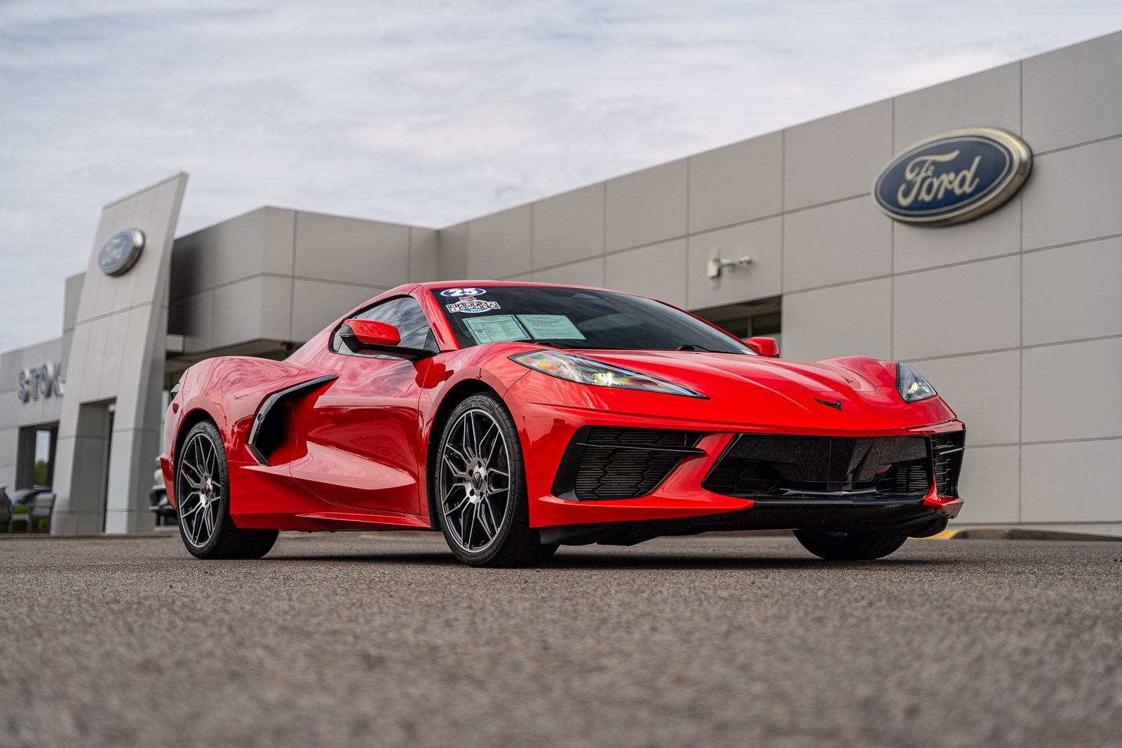 Used 2025 Chevrolet Corvette Stingray Coupe w/ 1LT