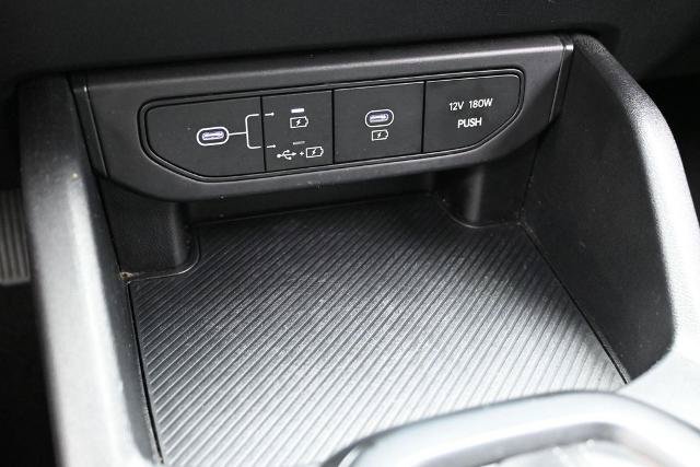 Used 2025 Kia K4 FWD image 31