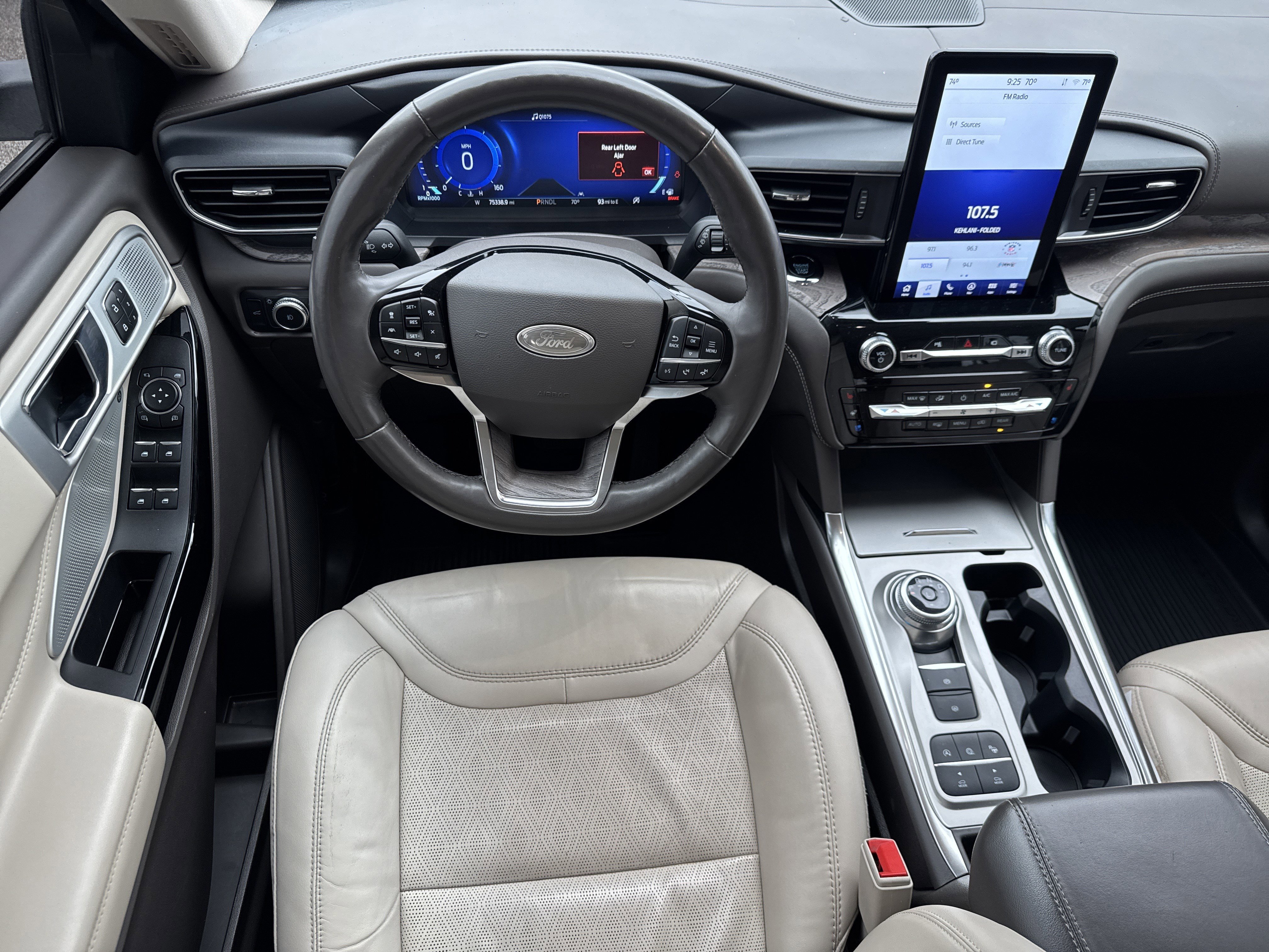 Certified 2022 Ford Explorer Platinum w/ Equipment Group 601A image 12