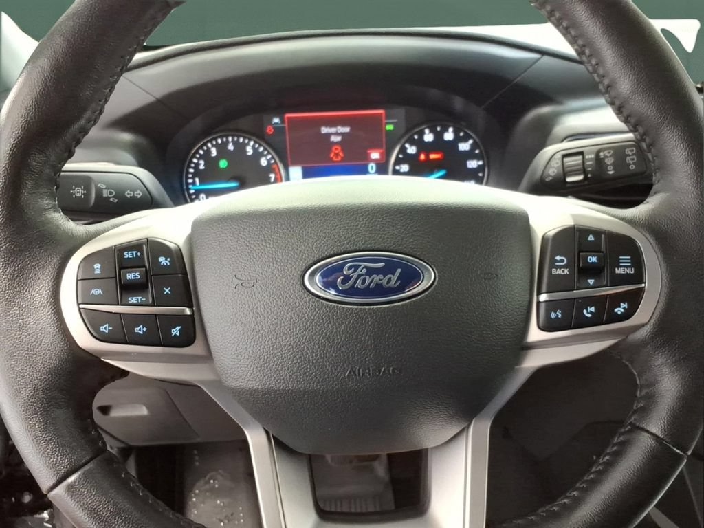 Certified 2022 Ford Explorer Limited w/ Limited Technology Package AWD/4WD image 21