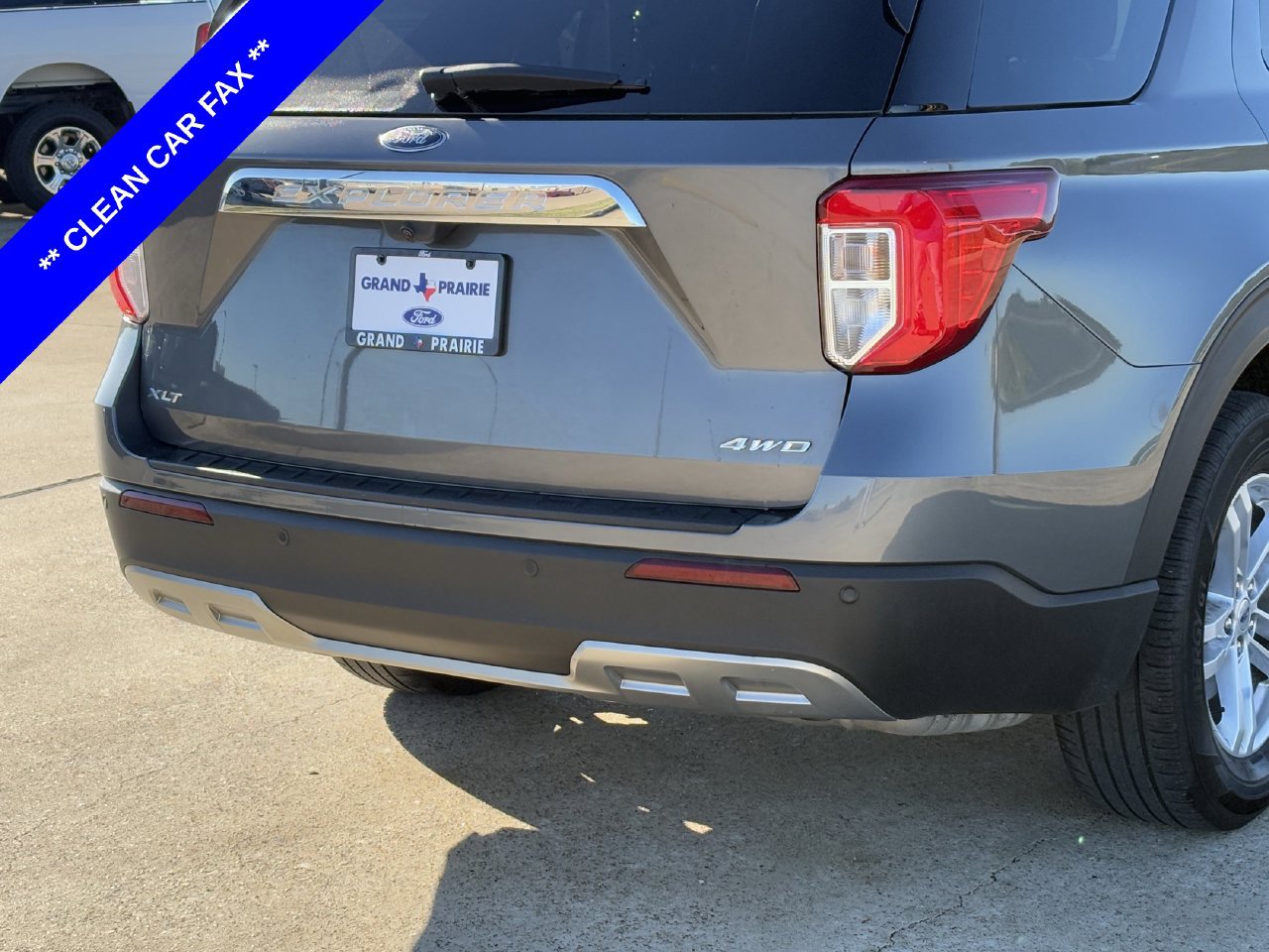Certified 2023 Ford Explorer XLT w/ Equipment Group 202A AWD/4WD image 9