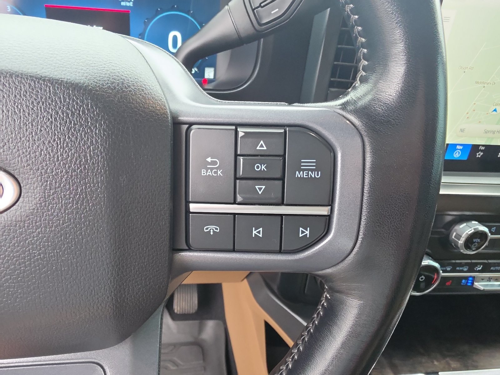 Certified 2023 Ford F350 Lariat w/ Tow Technology Package AWD/4WD image 26