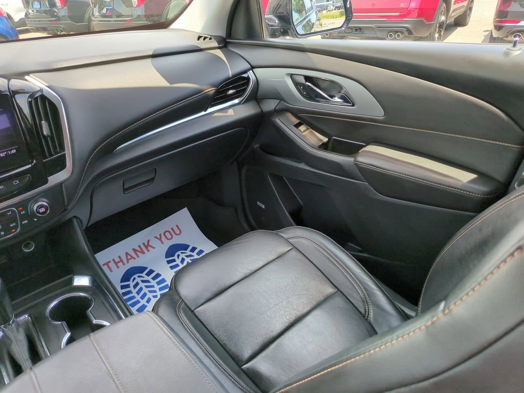 Used 2020 Chevrolet Traverse RS AWD/4WD image 21