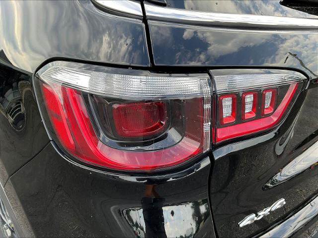 Used 2024 Jeep Compass Limited AWD/4WD image 24