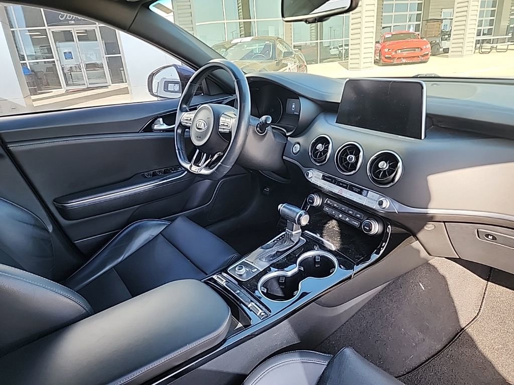 Used 2021 Kia Stinger GT-Line w/ Sun & Sound Package image 9