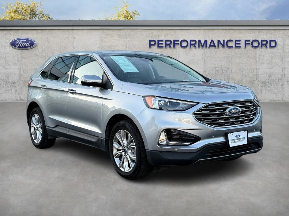 Certified 2022 Ford Edge Titanium image 4