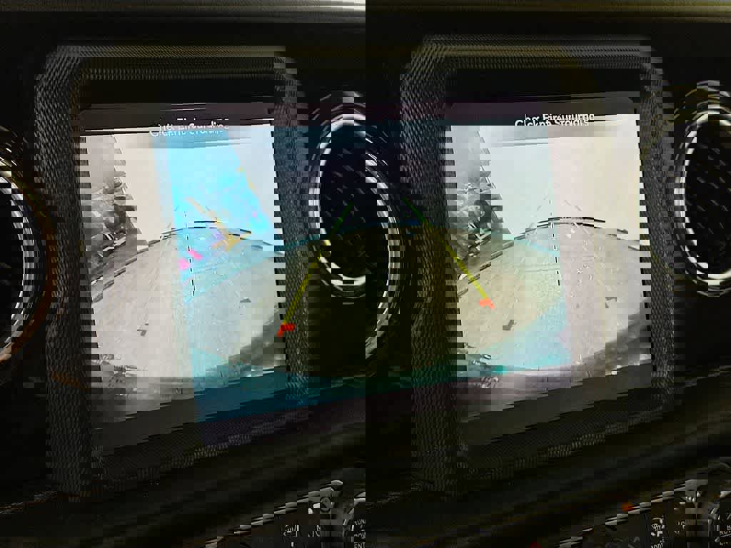 Used 2020 Jeep Wrangler Unlimited Sahara image 28