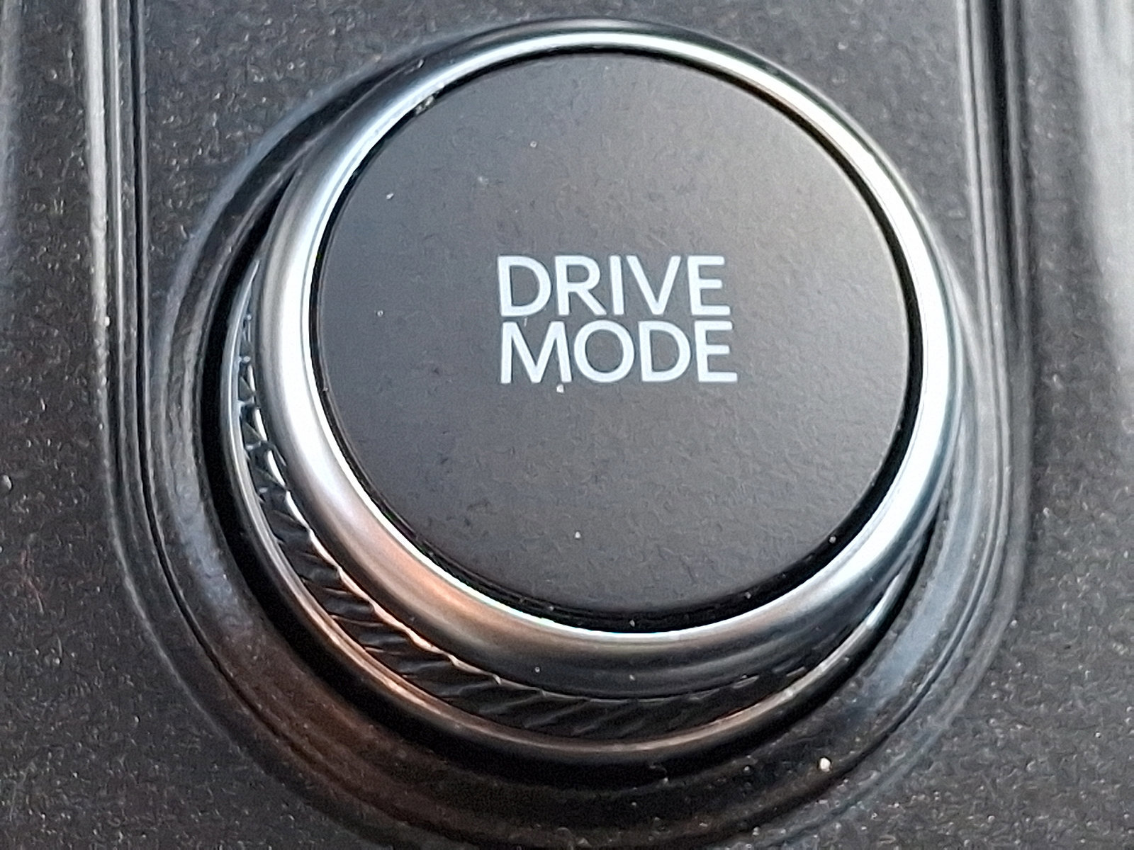 Certified 2025 Ford Explorer Active w/ Active Comfort Package image 24