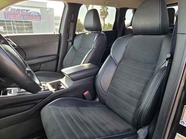 Used 2024 Mitsubishi Outlander SE AWD/4WD image 19