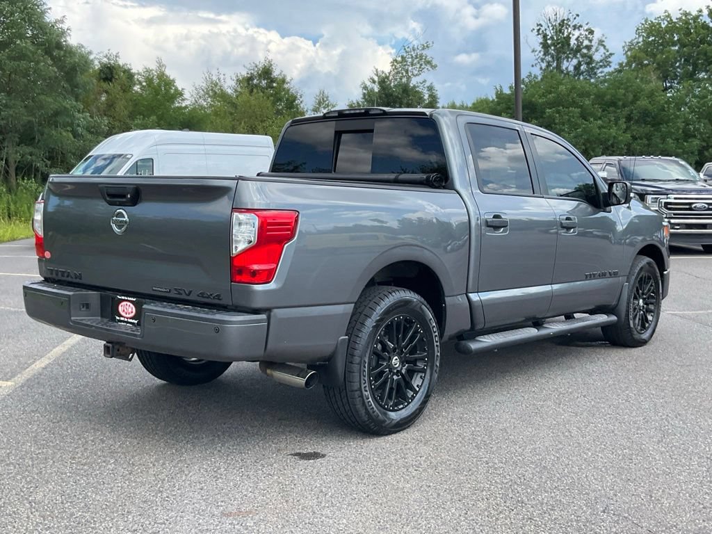Used 2018 Nissan Titan SV w/ SV Convenience Package AWD/4WD image 26