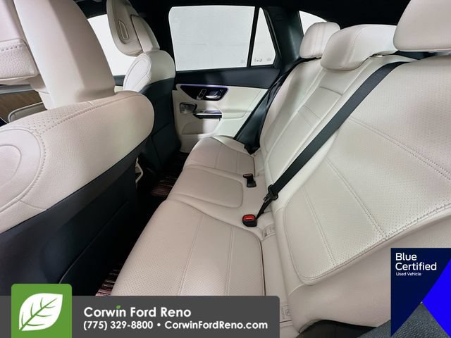 Used 2024 Mercedes-Benz GLC 300 4MATIC image 28