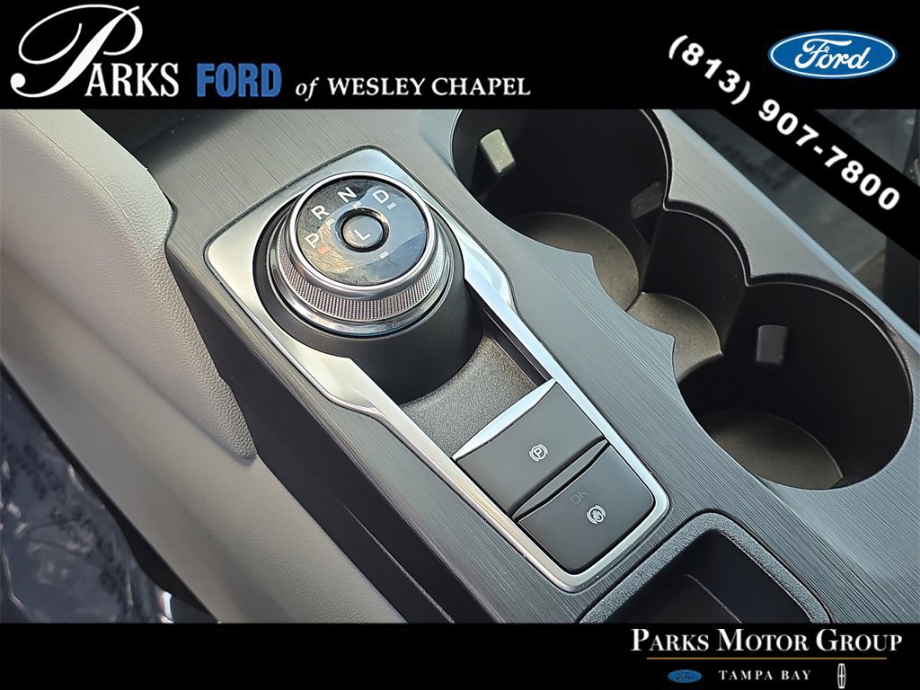 Certified 2023 Ford Escape Platinum w/ Class II Trailer Tow Package image 27