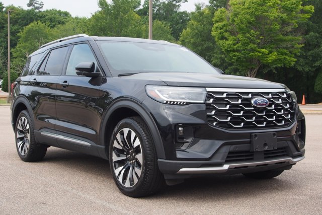Certified 2025 Ford Explorer Platinum w/ LUX Leather Package
