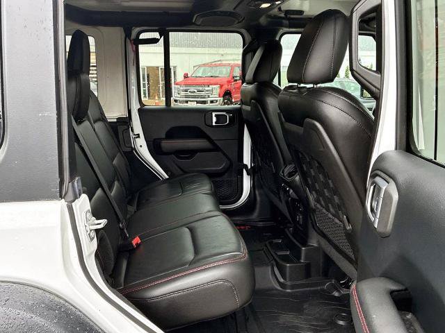 Used 2018 Jeep Wrangler Unlimited Rubicon w/ Dual Top Group AWD/4WD image 10