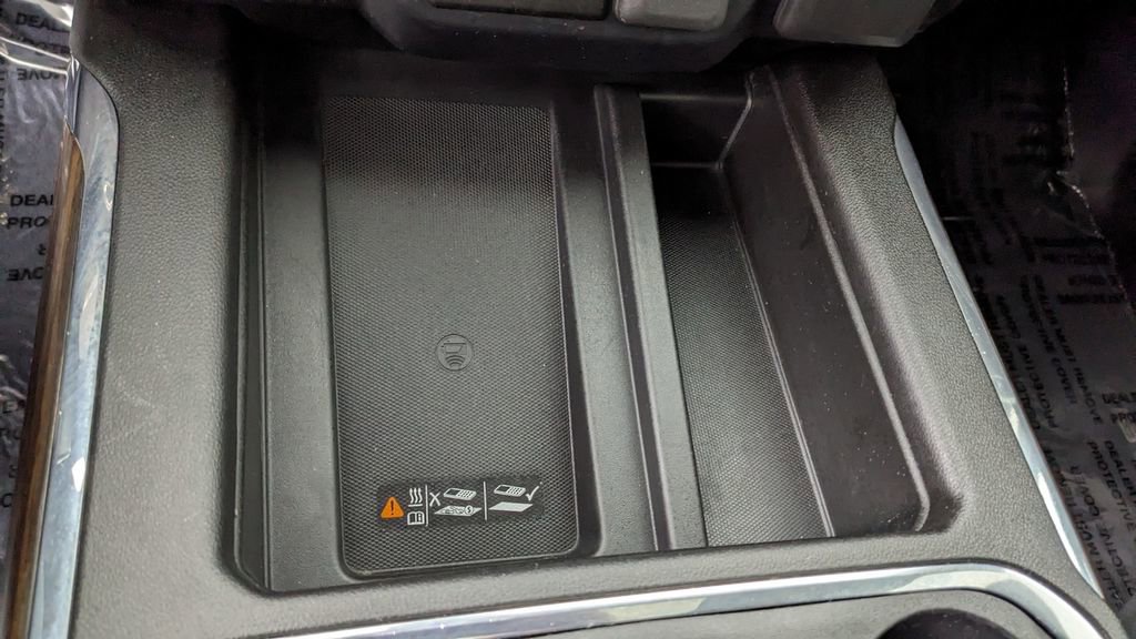 Used 2022 Chevrolet Silverado 3500 High Country image 33