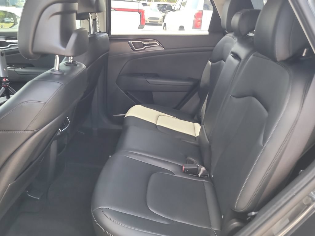 Used 2023 Kia Sportage EX FWD image 10