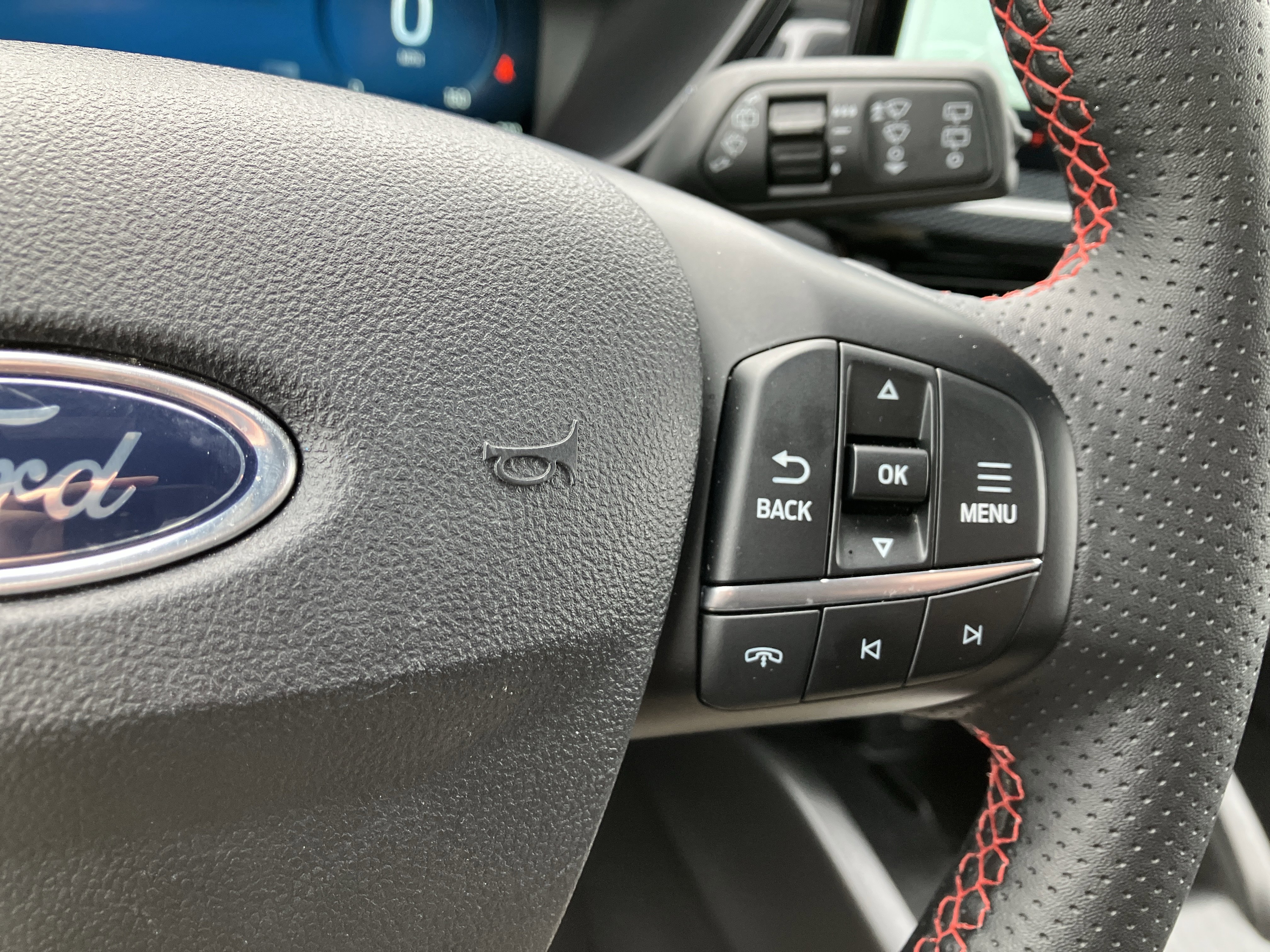 Certified 2025 Ford Escape ST-Line Elite w/ Tech Pack #2 image 36