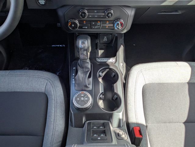 Certified 2026 Ford Bronco 4-Door AWD/4WD image 18