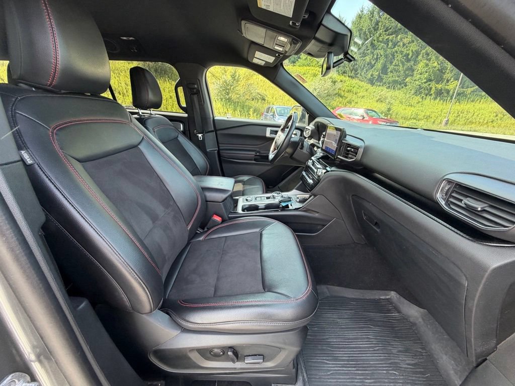 Certified 2023 Ford Explorer ST-Line AWD/4WD image 44
