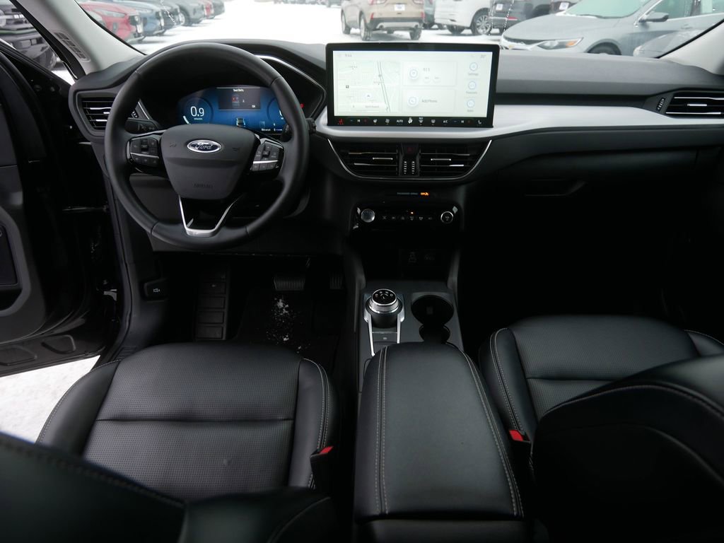 Certified 2024 Ford Escape Platinum image 19
