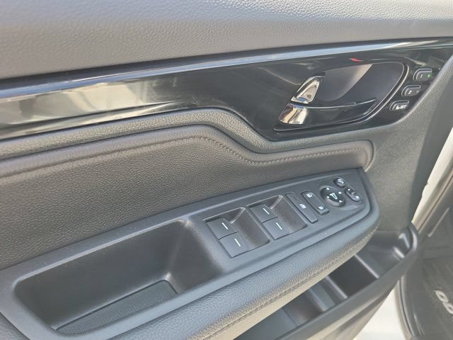 Used 2024 Honda Odyssey Elite image 25